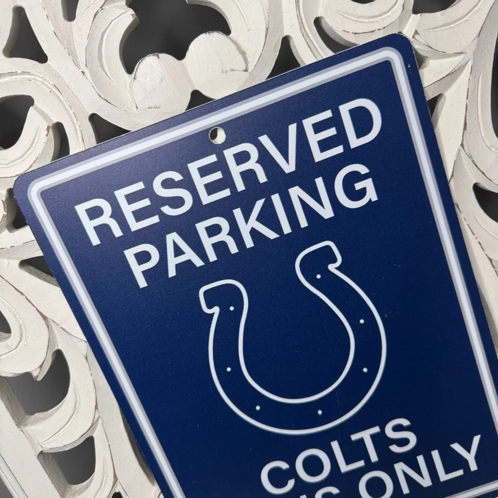 NEW NFL Indianapolis Colts Reserved Parking Colts Fans Only Plastic Hang Decor - Picture 2 of 3